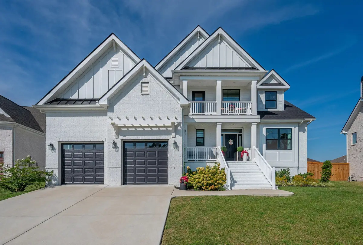 1071 Oakhall Dr, Mount Juliet, TN 37122 - #1