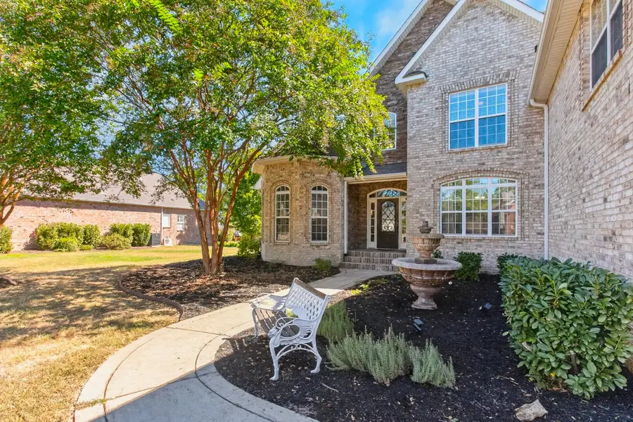 677 Starpoint Dr, Gallatin, TN 37066 - #3
