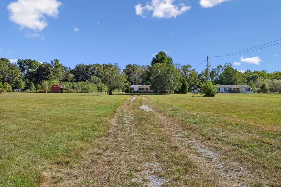 1894 Parker Rd, Manchester, TN 37355 - #2