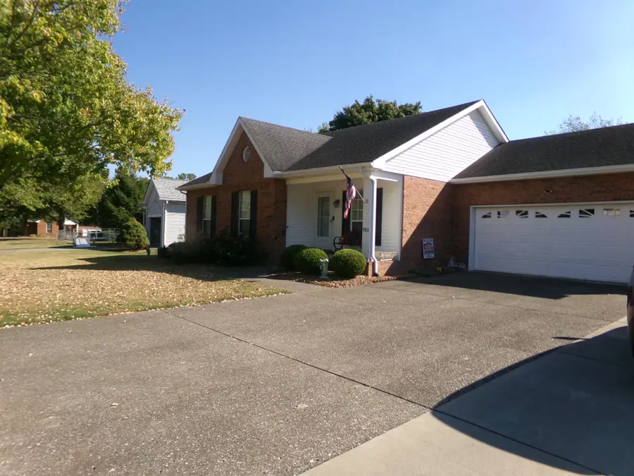 583 Cottonwood Dr, Gallatin, TN 37066 - #2