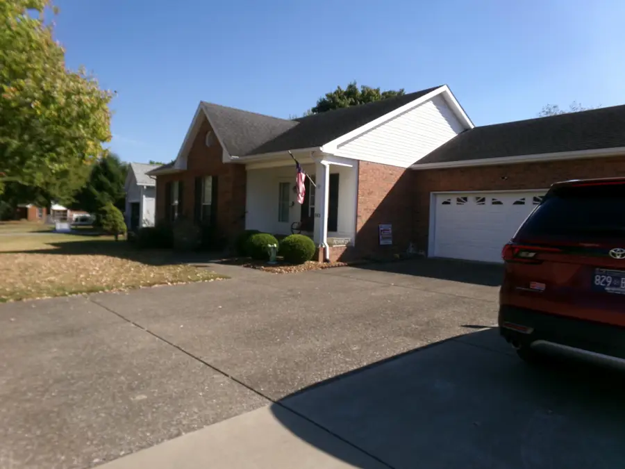 583 Cottonwood Dr, Gallatin, TN 37066 - #3