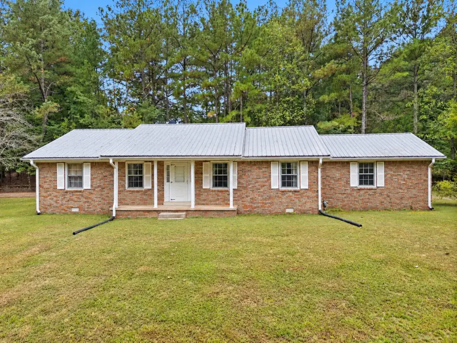 3141 White Oak Rd, Mc Ewen, TN 37101 - #2