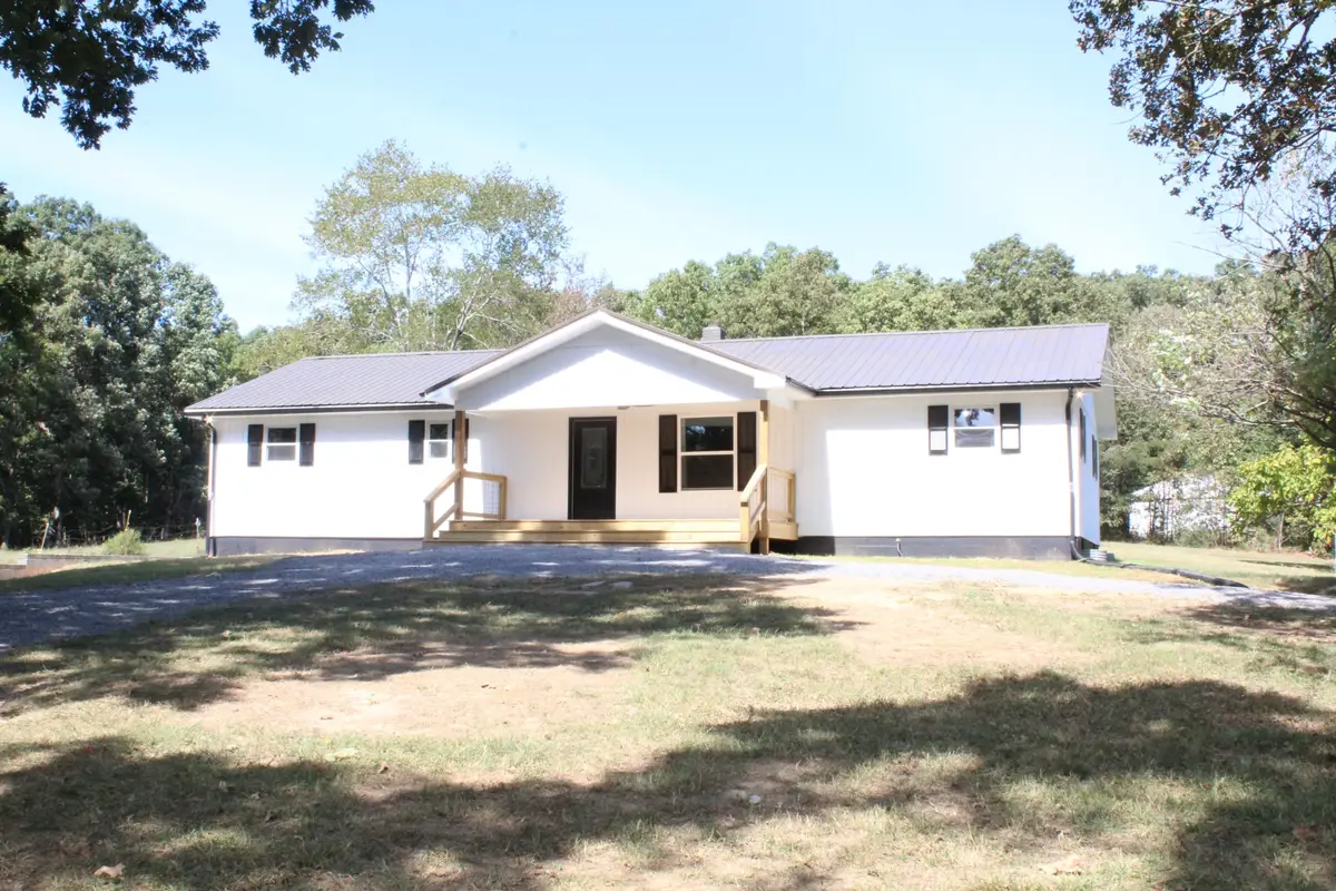 4121 Old Moss Rd, Baxter, TN 38544 - #1