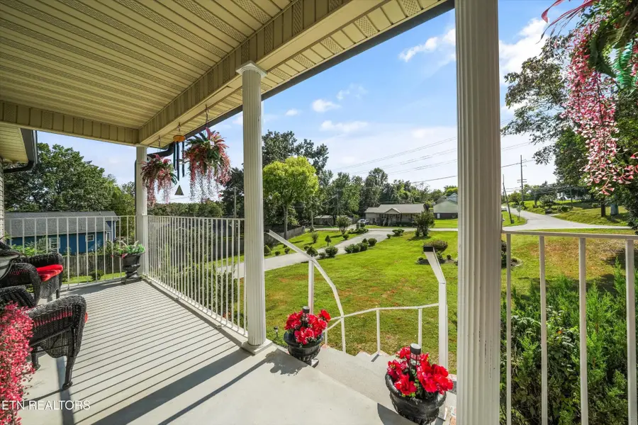 2812 Glenpark Rd, Knoxville, TN 37921 - #2