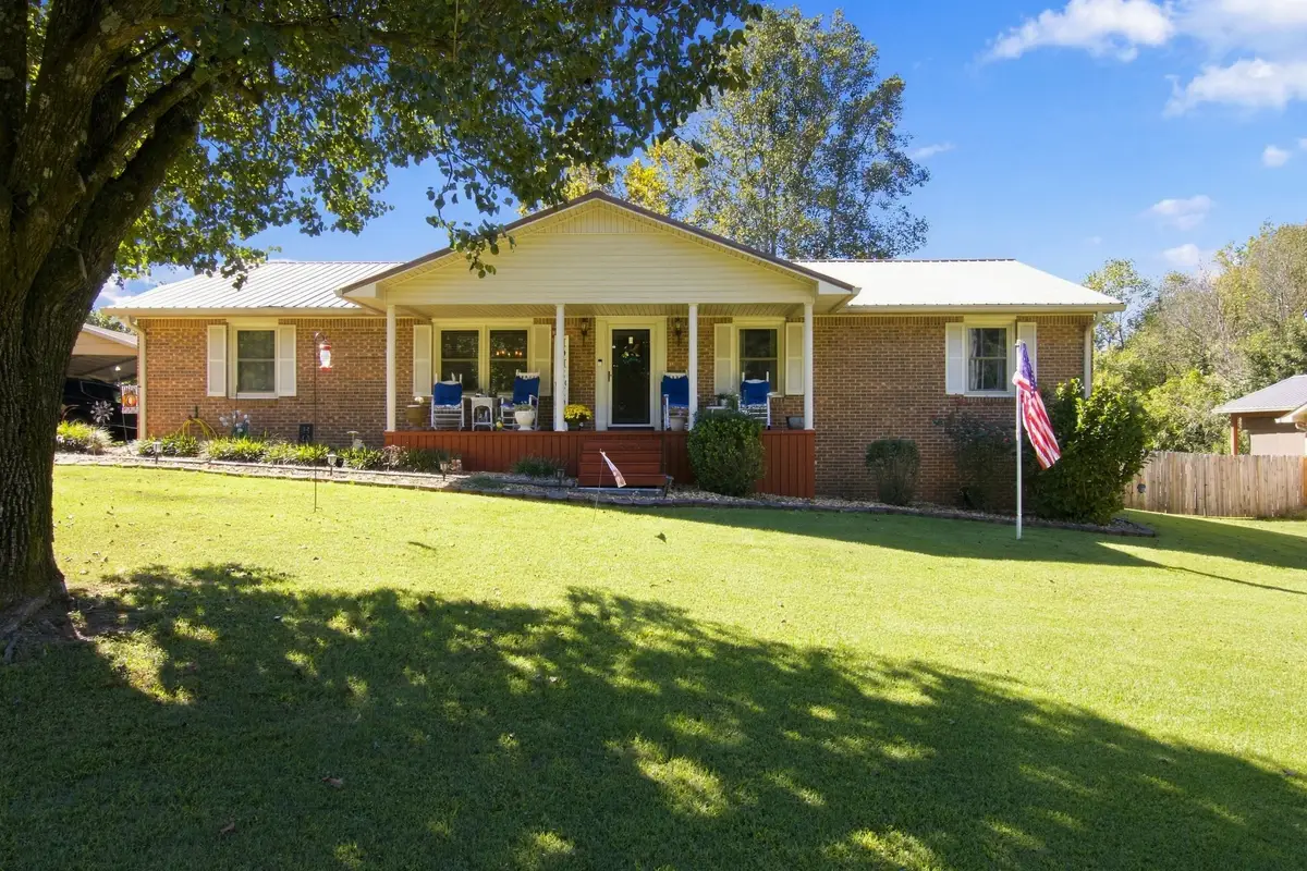 304 Mckinney St, Estill Springs, TN 37330 - #1