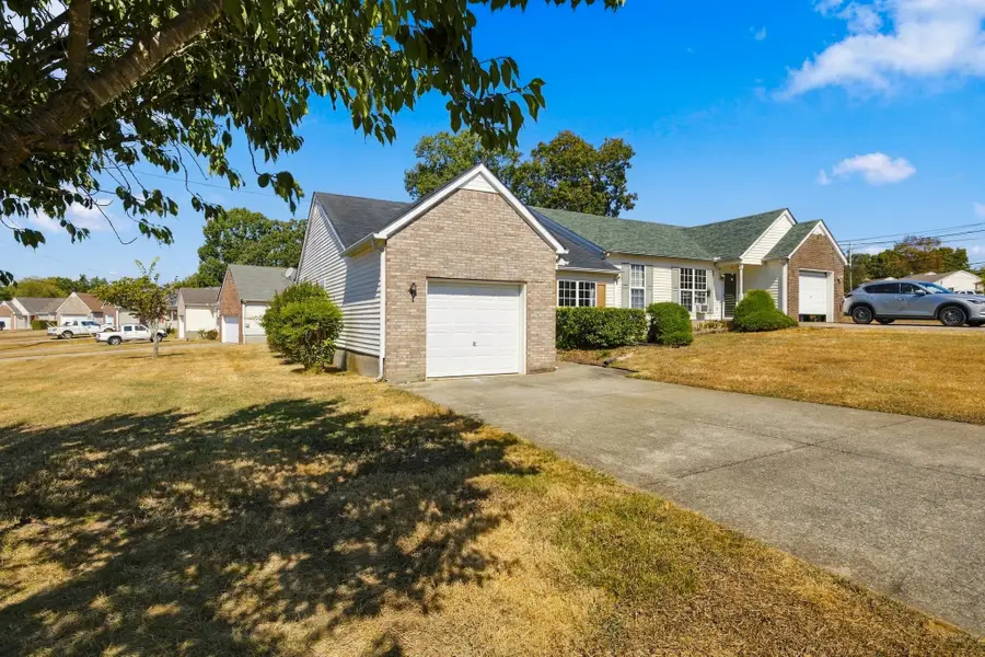 618 Dellwood Dr, Smyrna, TN 37167 - #3