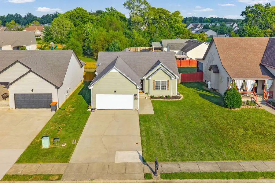 3733 Gray Fox Dr, Clarksville, TN 37040 - #2