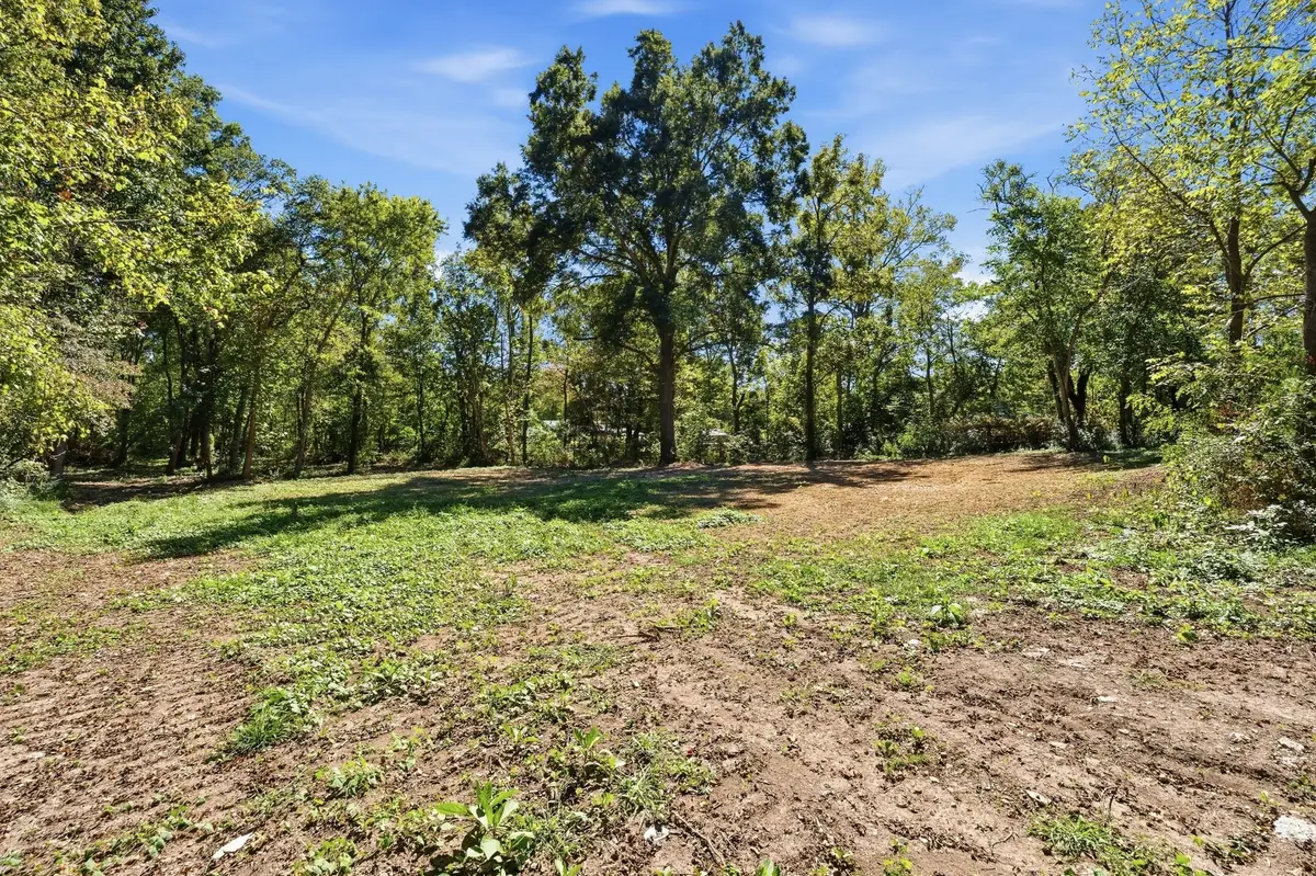 810 Fisher Ave, Smithville, TN 37166 - #1