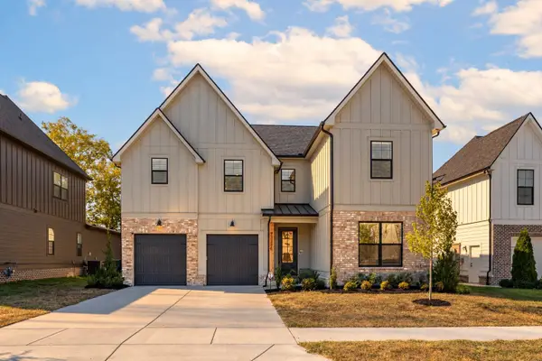 3286 Sassafras Ln, Thompsons Station, TN 37179