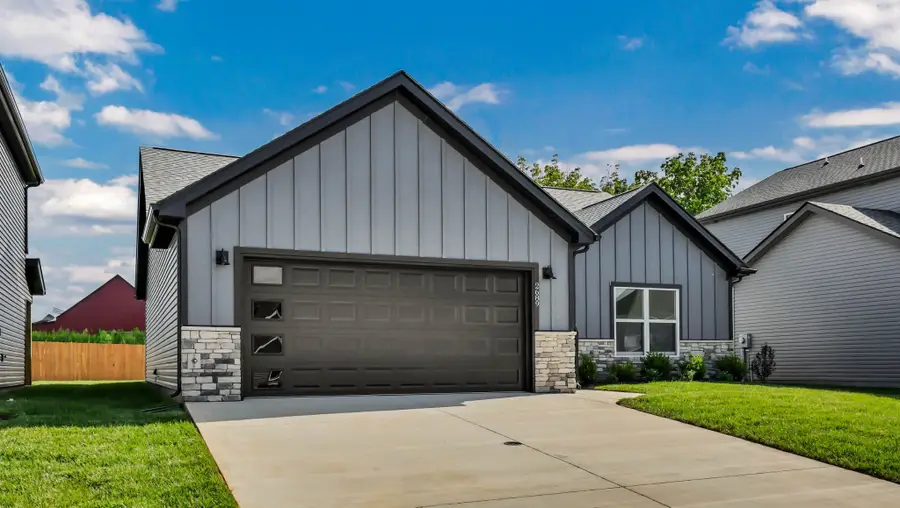 406 Galway Dr, Clarksville, TN 37042 - #3