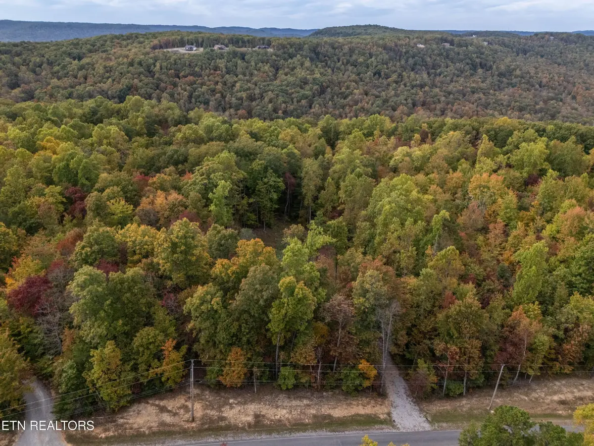 592 Cumberland Cove Rd, Monterey, TN 38574 - #1