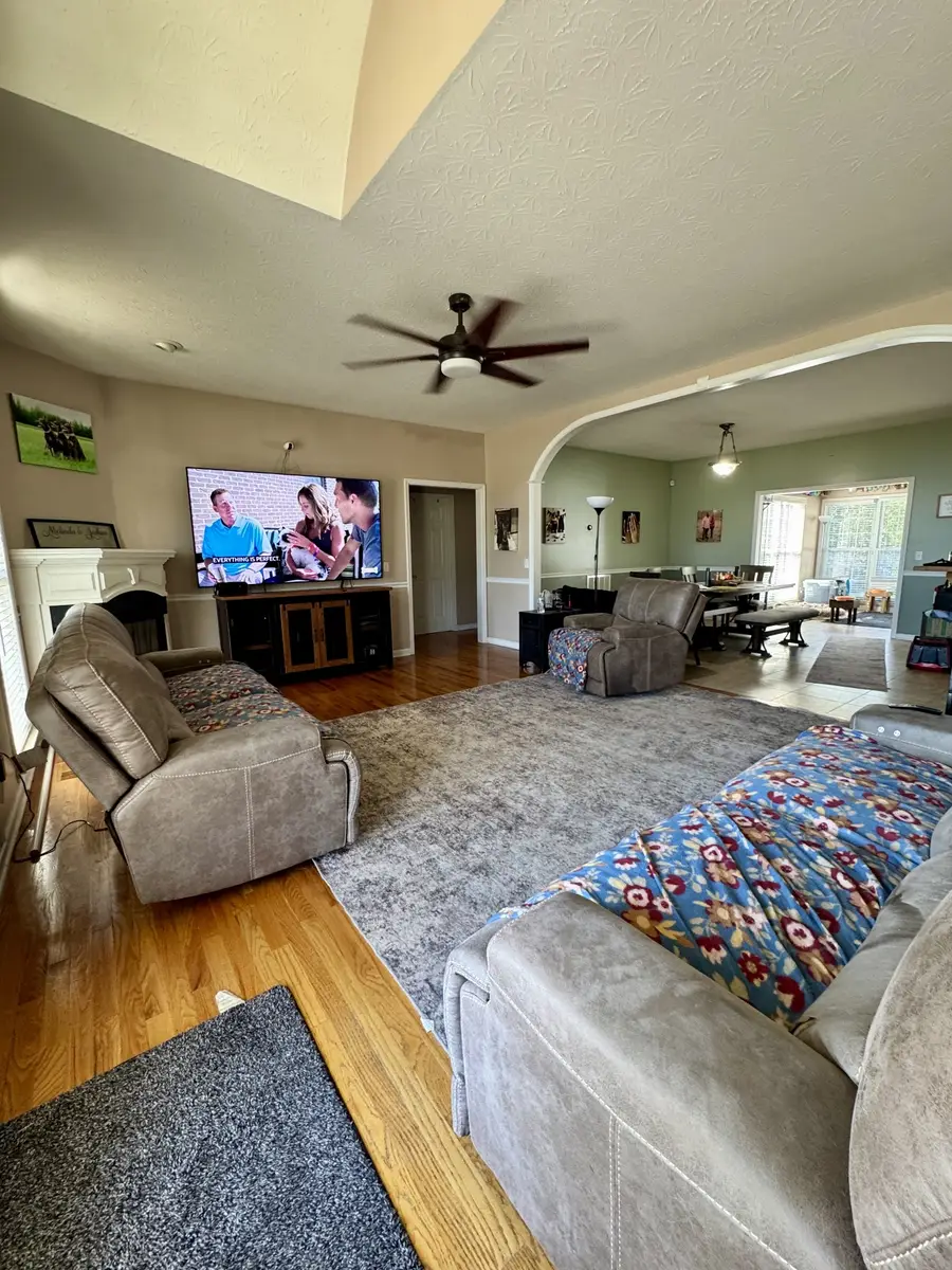 167 Jimtown Rd, Lafayette, TN 37083 - #3