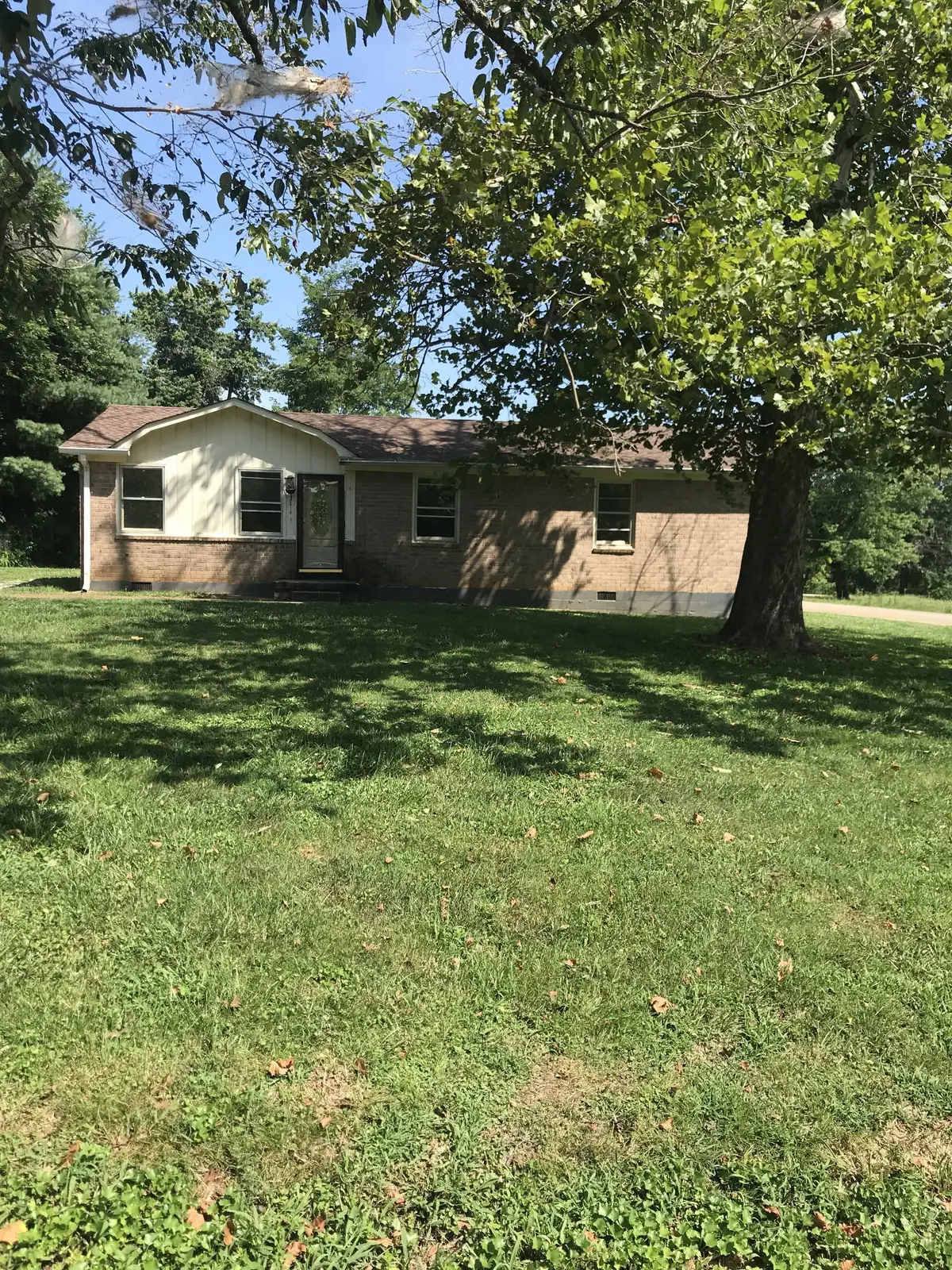 2414 Steve Dr, Columbia, TN 38401 - #1