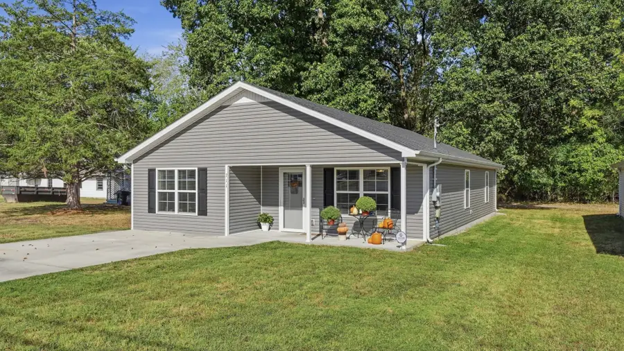 711 E Lincoln St, Tullahoma, TN 37388 - #2