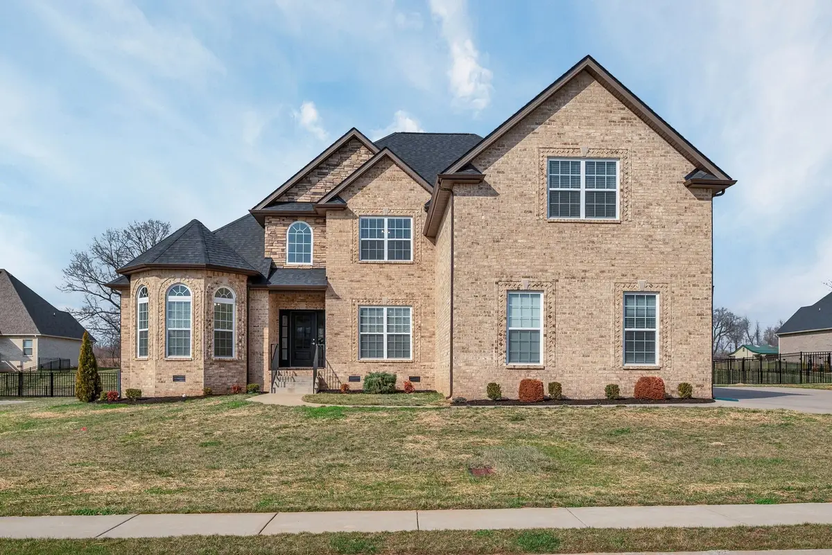 313 Clarabelle Ln, Clarksville, TN 37040 - #1
