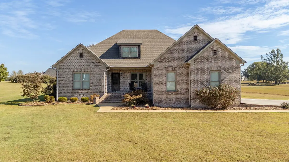 205 Twin Fork Ln, Savannah, TN 38372 - #1