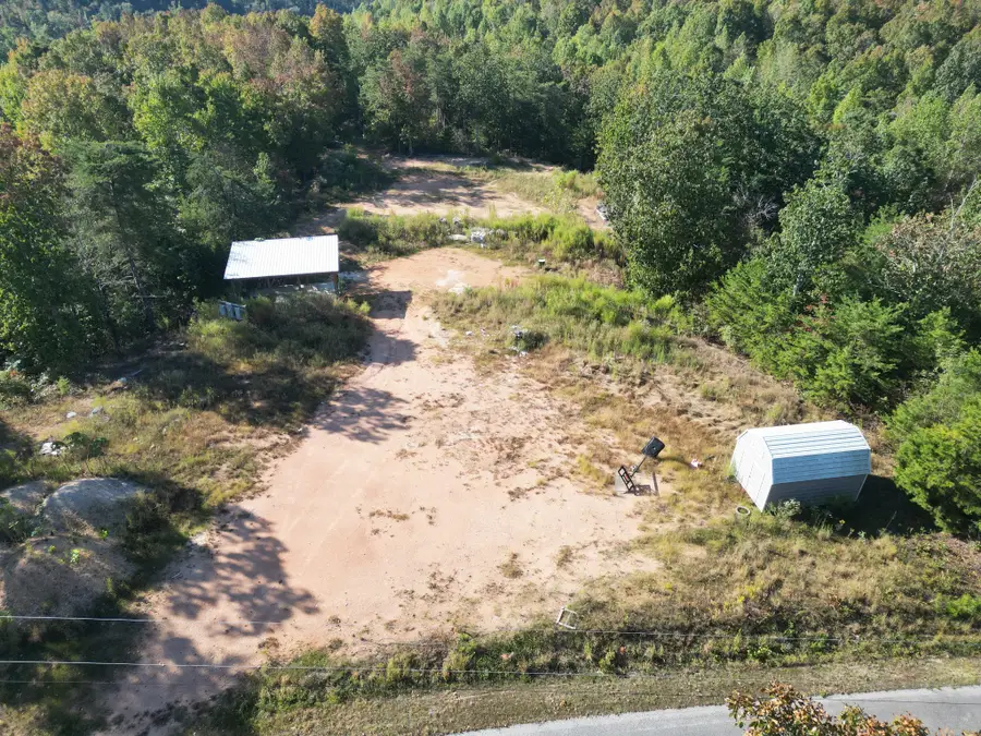 1105 New Era Ridge Rd, Linden, TN 37096 - #2