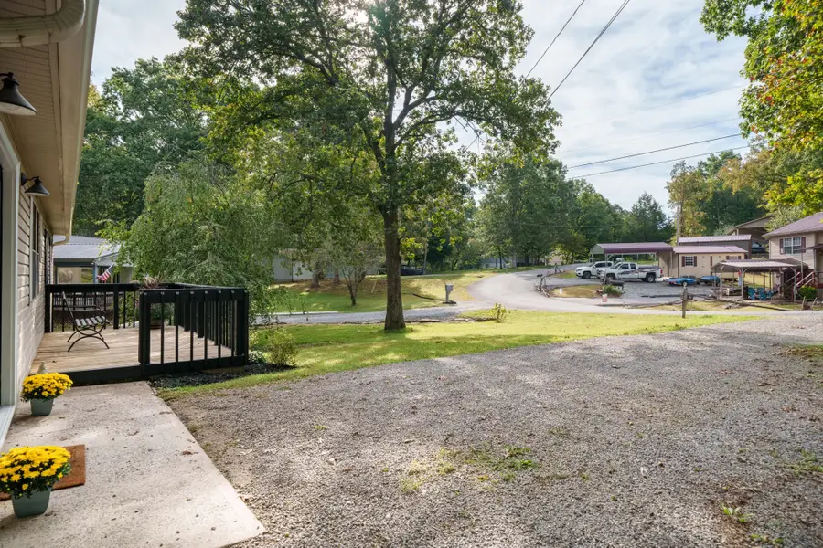 240 Birchwood Dr, Crossville, TN 38555 - #3