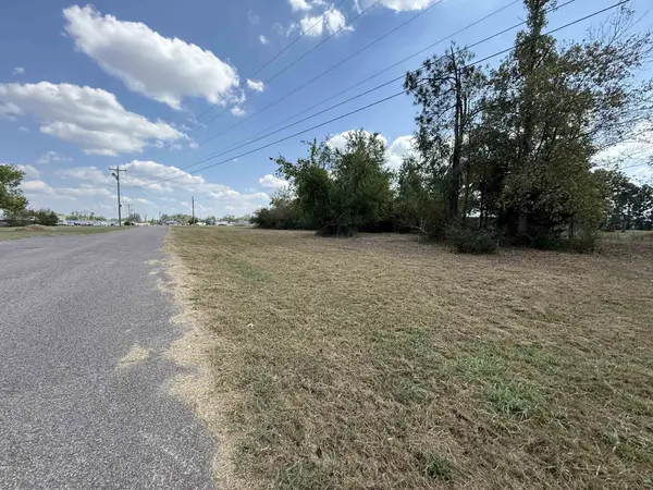305 South St, Savannah, TN 38372