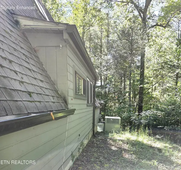 704 Se Selma Lane, Gatlinburg, TN 37738