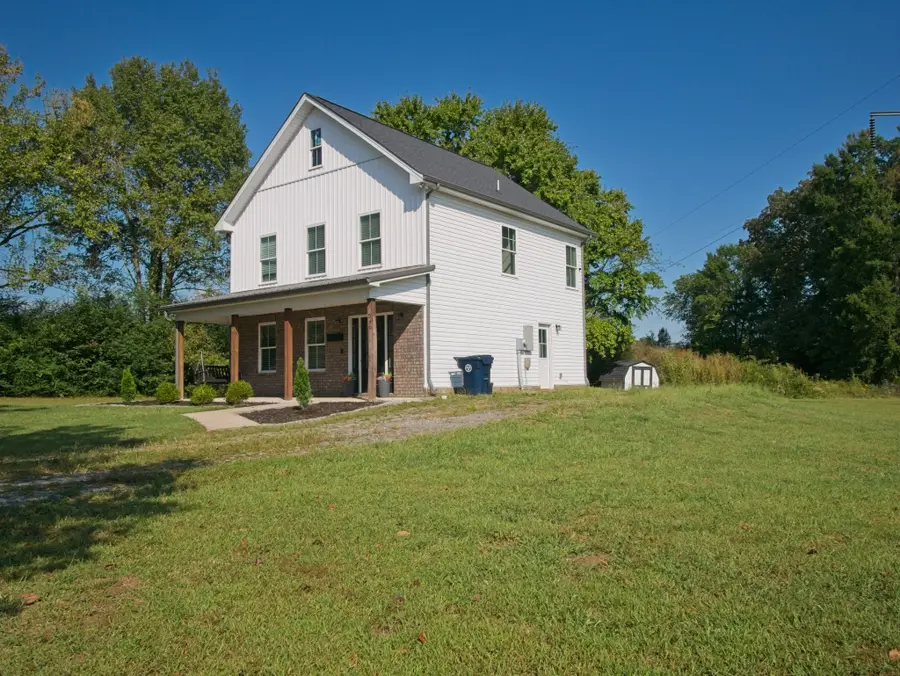 546 Green Meadow Dr, Smithville, TN 37166 - #2