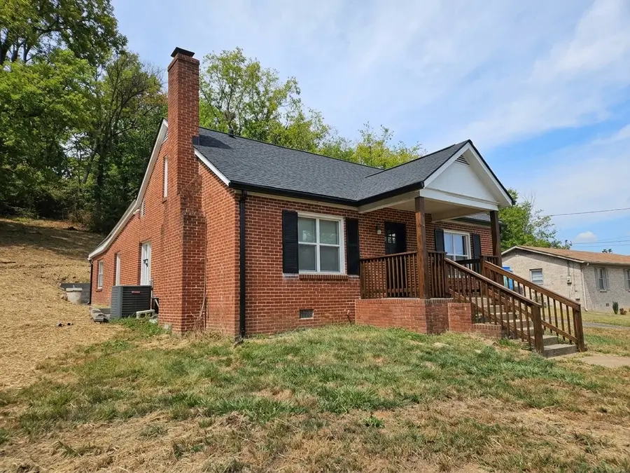 311 Edgewood Ave, Mount Pleasant, TN 38474 - #3