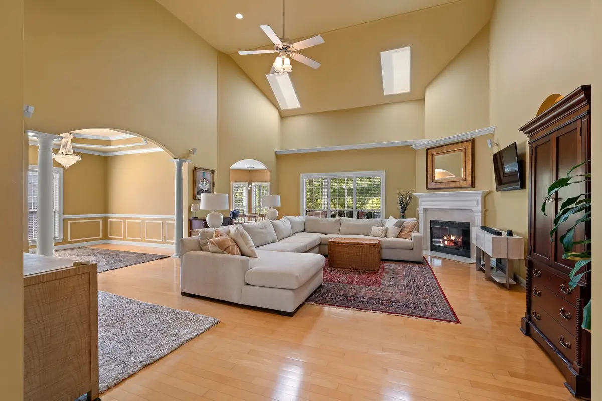 805 Huntwood Pl, Nashville, TN 37221 - #1