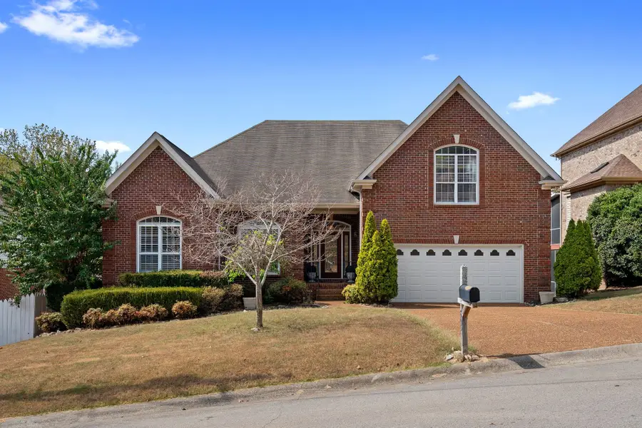 805 Huntwood Pl, Nashville, TN 37221 - #2