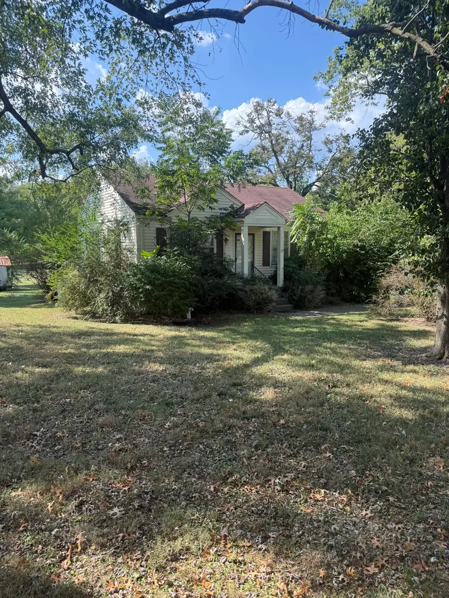911 Craig St, Gallatin, TN 37066 - #2