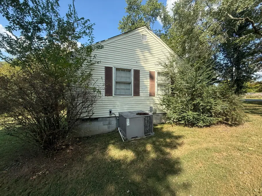 911 Craig St, Gallatin, TN 37066 - #3