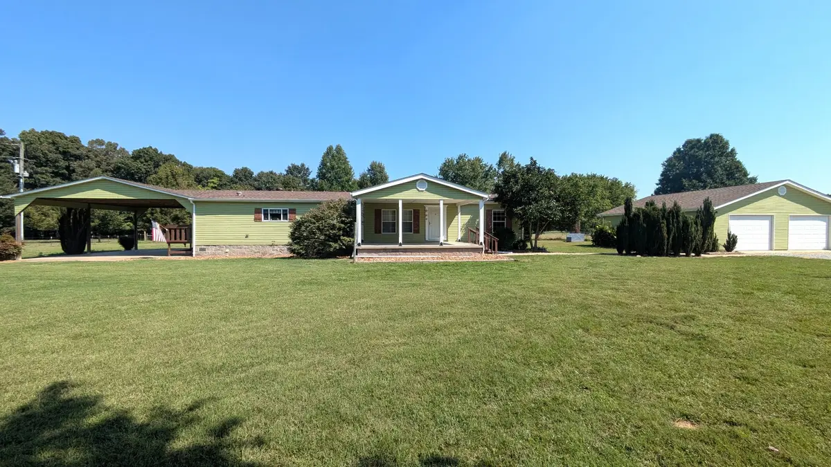759 Brown Rd, Paris, TN 38242 - #1