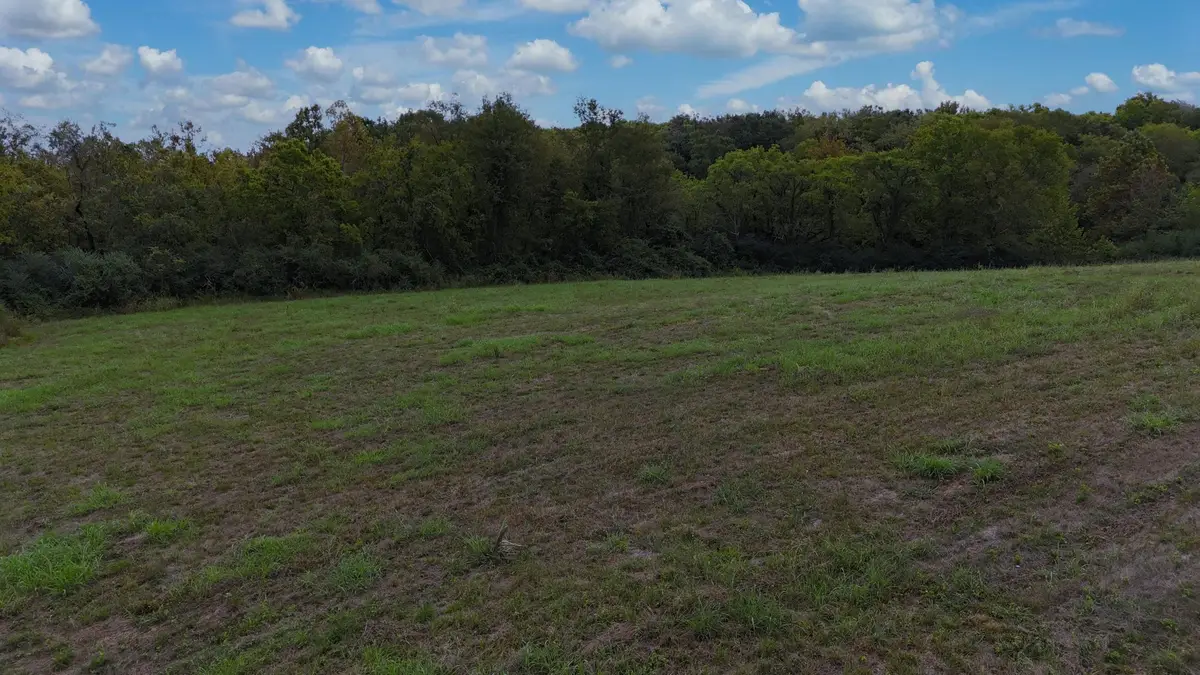 2403 Steve Dr, Columbia, TN 38401 - #1
