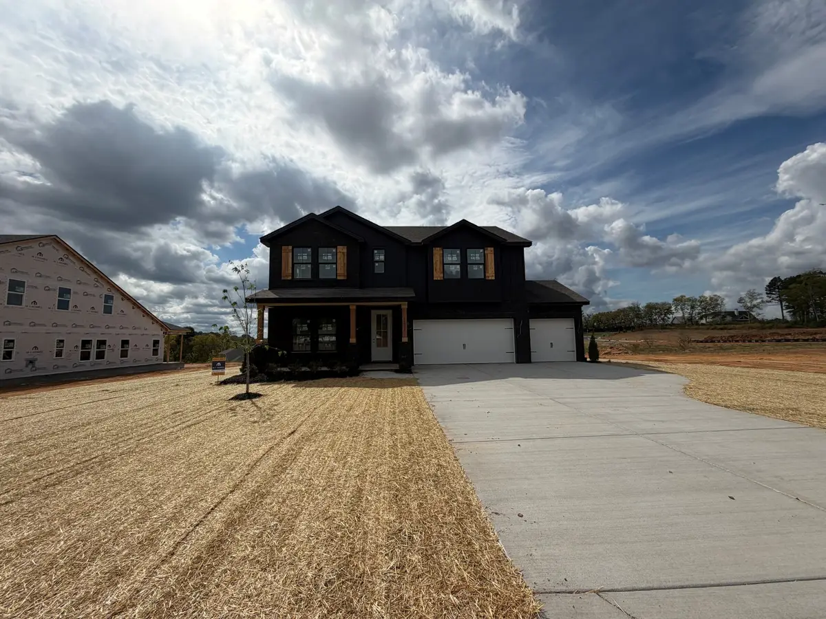 3233 Gravity Drive, Columbia, TN 38401 - #1