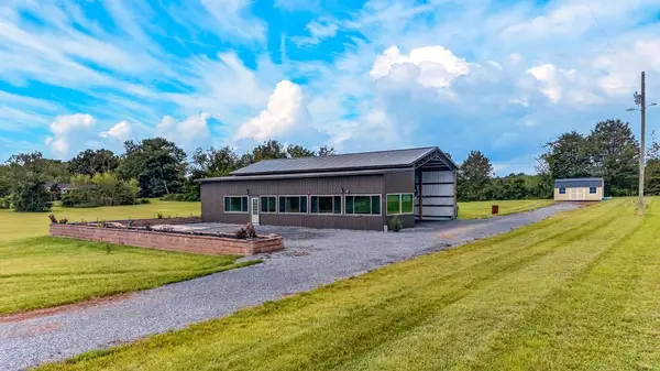 348 Harris Town Rd, Bulls Gap, TN 37711