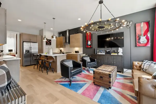 1407 Napoleon St, Nashville, TN 37207