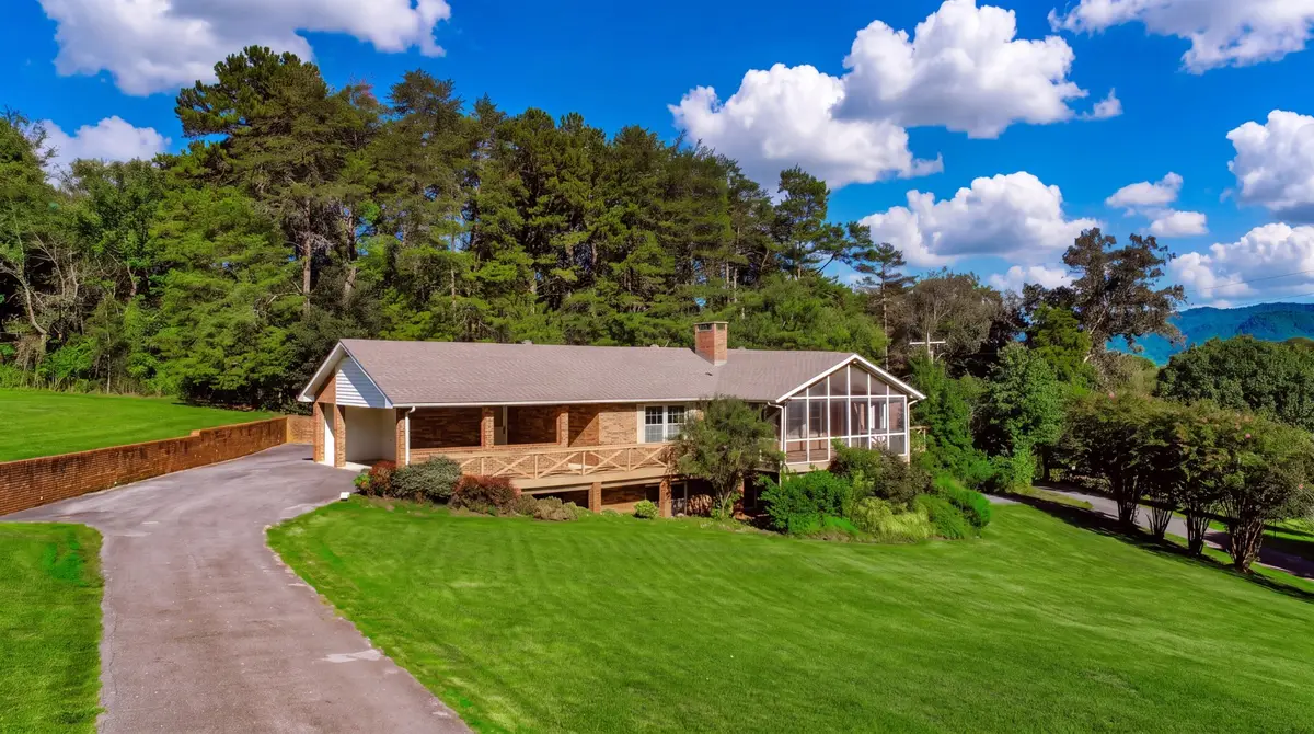 1235 Golf Course Rd, Newport, TN 37821 - #1