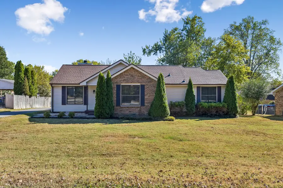 320 Raindrop Ln, Hendersonville, TN 37075 - #2