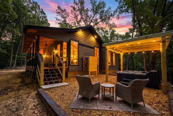 3010 Old Happy Hollow, Sevierville, TN 37876