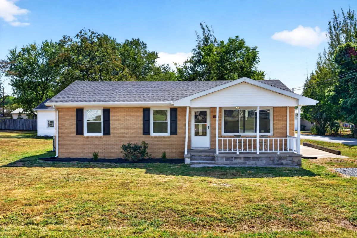 621 Vass Ln, Hopkinsville, KY 42240 - #1