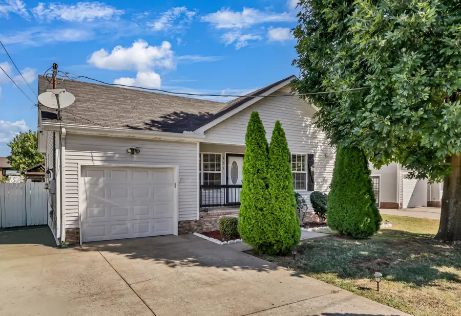 137 Union Hall Rd, Clarksville, TN 37040 - #2