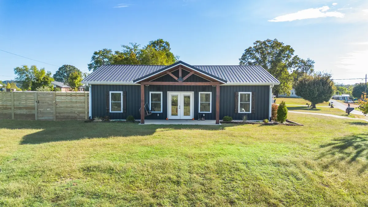 448 Duncan Cir, Lobelville, TN 37097 - #1