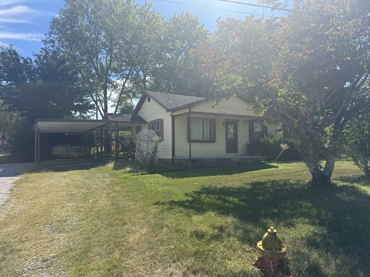 115 11th Ave Nw, Winchester, TN 37398 - #1