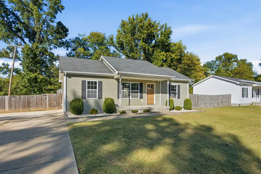 101 Brookside Dr, Dickson, TN 37055 - #2