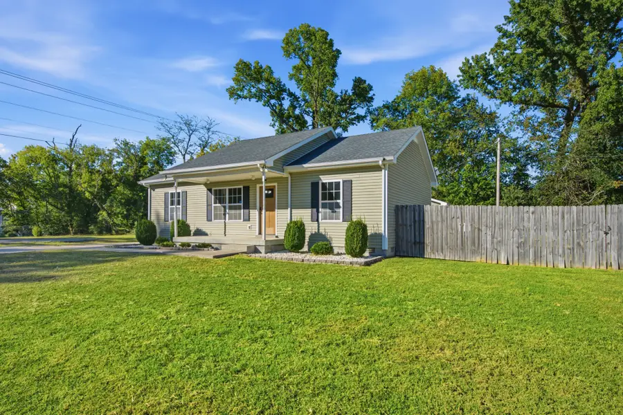 101 Brookside Dr, Dickson, TN 37055 - #3