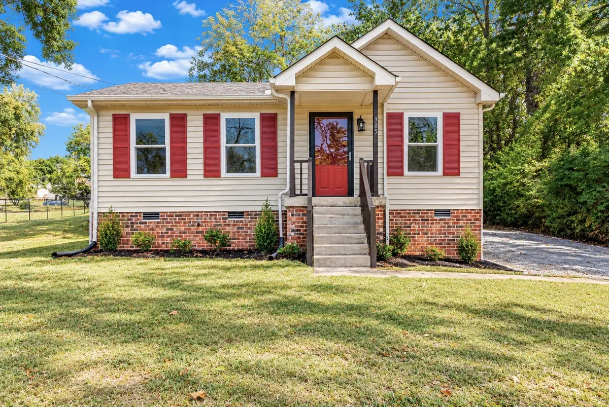 305 Hart Ln, Nashville, TN 37207 - #1