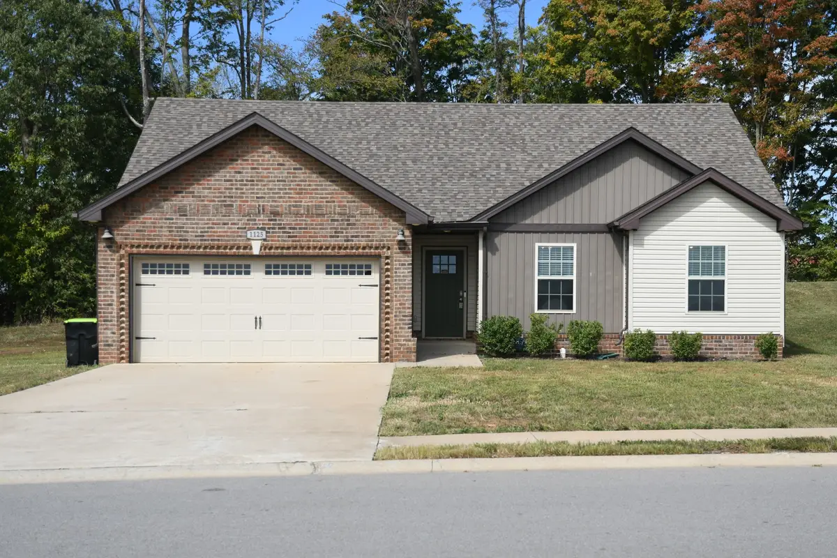 1125 Cardinal Creek Dr, Clarksville, TN 37040 - #1