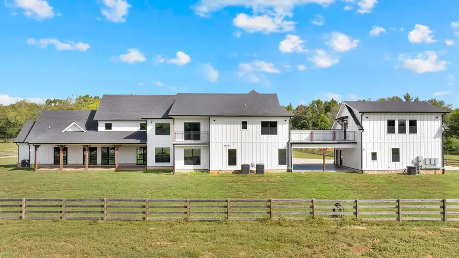 2216 Sp Anderson Rd, Manchester, TN 37355 - #3