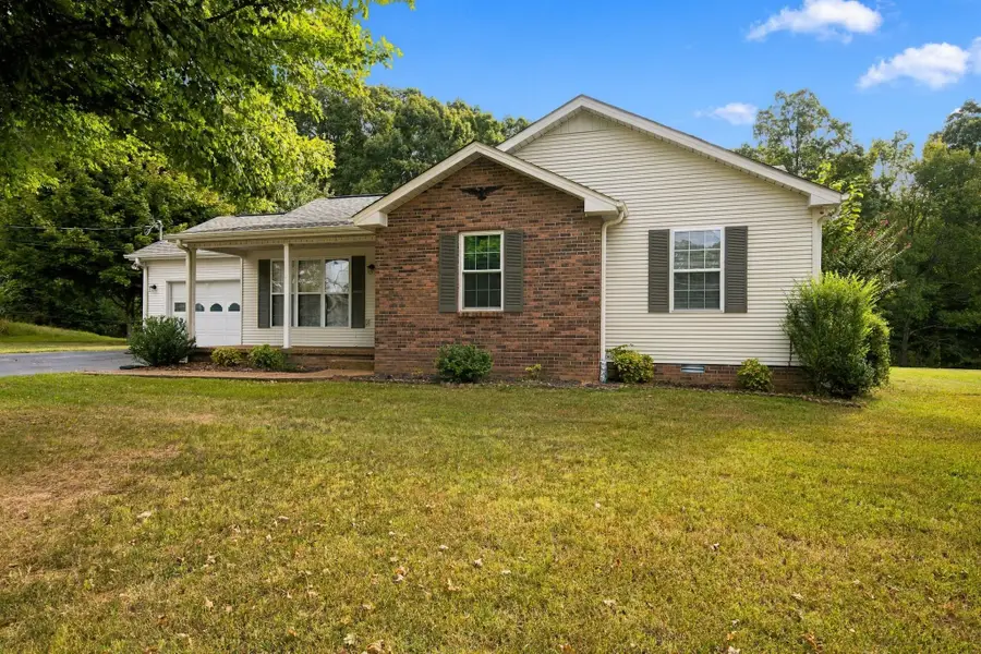 103 W Dell Rd, Dickson, TN 37055 - #3