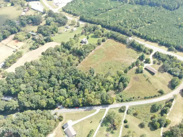 134 County Road 212, Athens, TN 37303