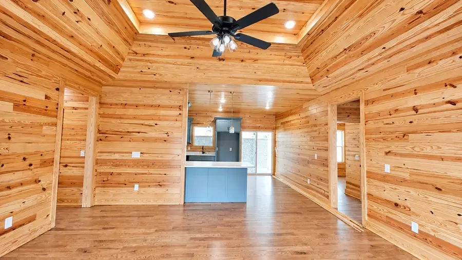 190 Park Dr, Silver Point, TN 38582 - #2